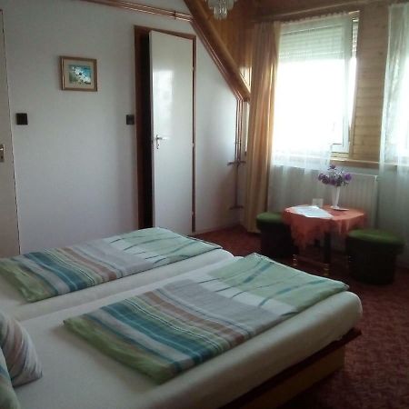 Hotel Kata Vendégház à Balatonfüred Extérieur photo
