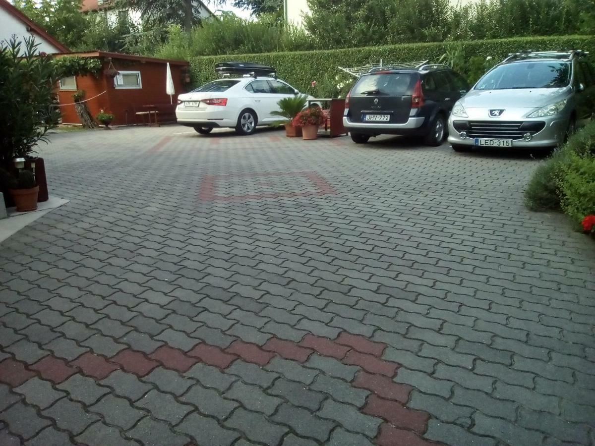 Hotel Kata Vendégház à Balatonfüred Extérieur photo